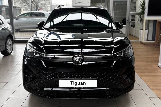 Volkswagen%20%u041D%u043E%u0432%u0438%u0439%20Tiguan%20R-Line+