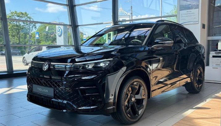 Volkswagen Tiguan R-Line+ 2.0 TSI 4Motion