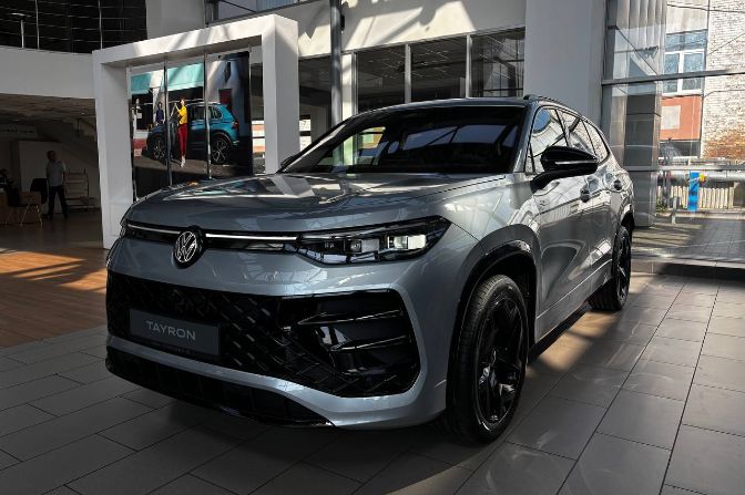 Volkswagen%20Tayron%20R-Line+%20
