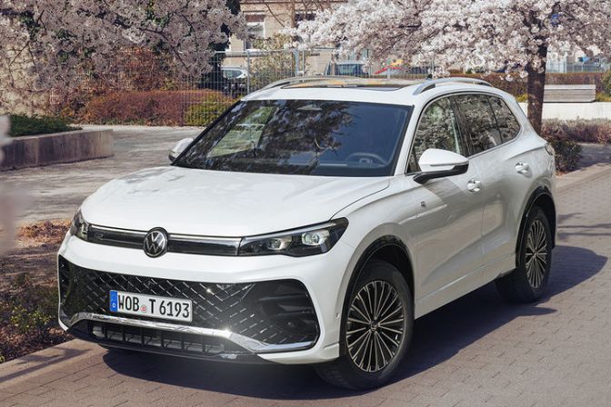 Volkswagen%20Tiguan%20R-Line